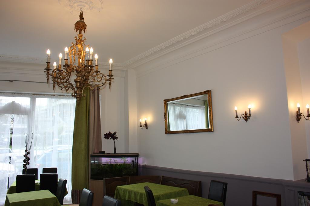 Hotel Savoy Aix-les-Bains Zewnętrze zdjęcie