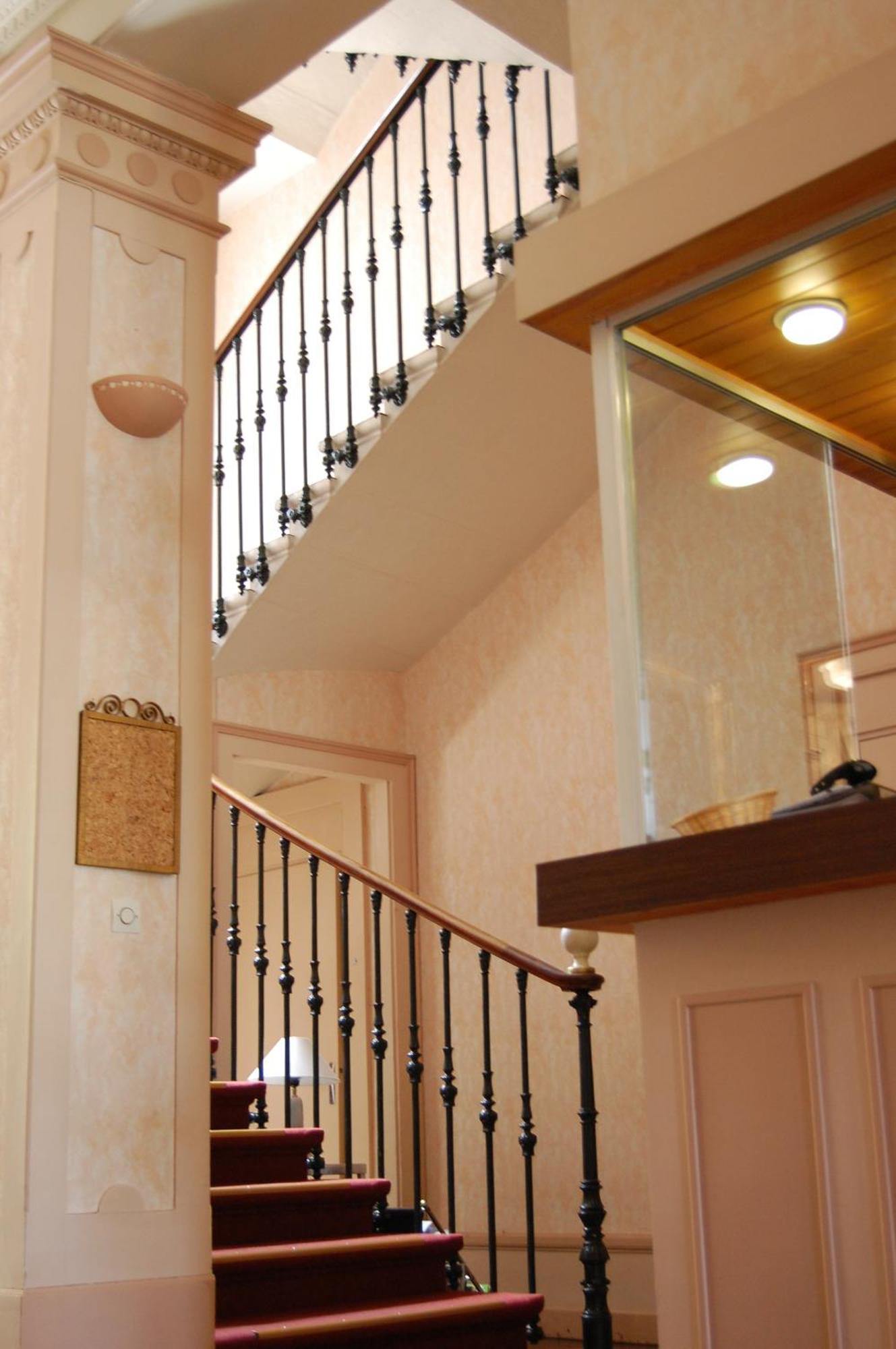 Hotel Savoy Aix-les-Bains Zewnętrze zdjęcie