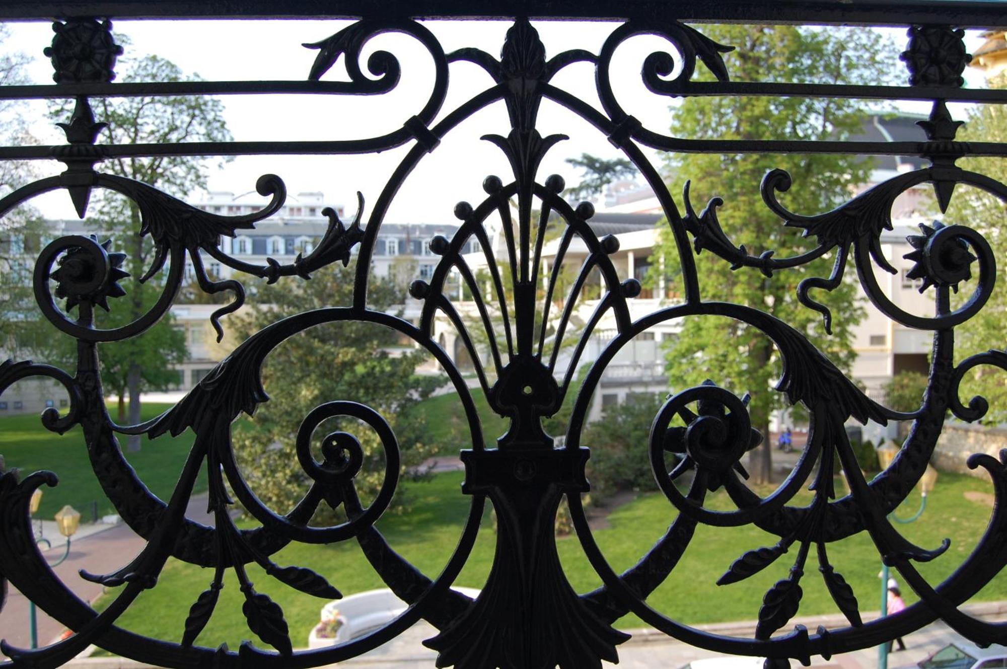 Hotel Savoy Aix-les-Bains Zewnętrze zdjęcie